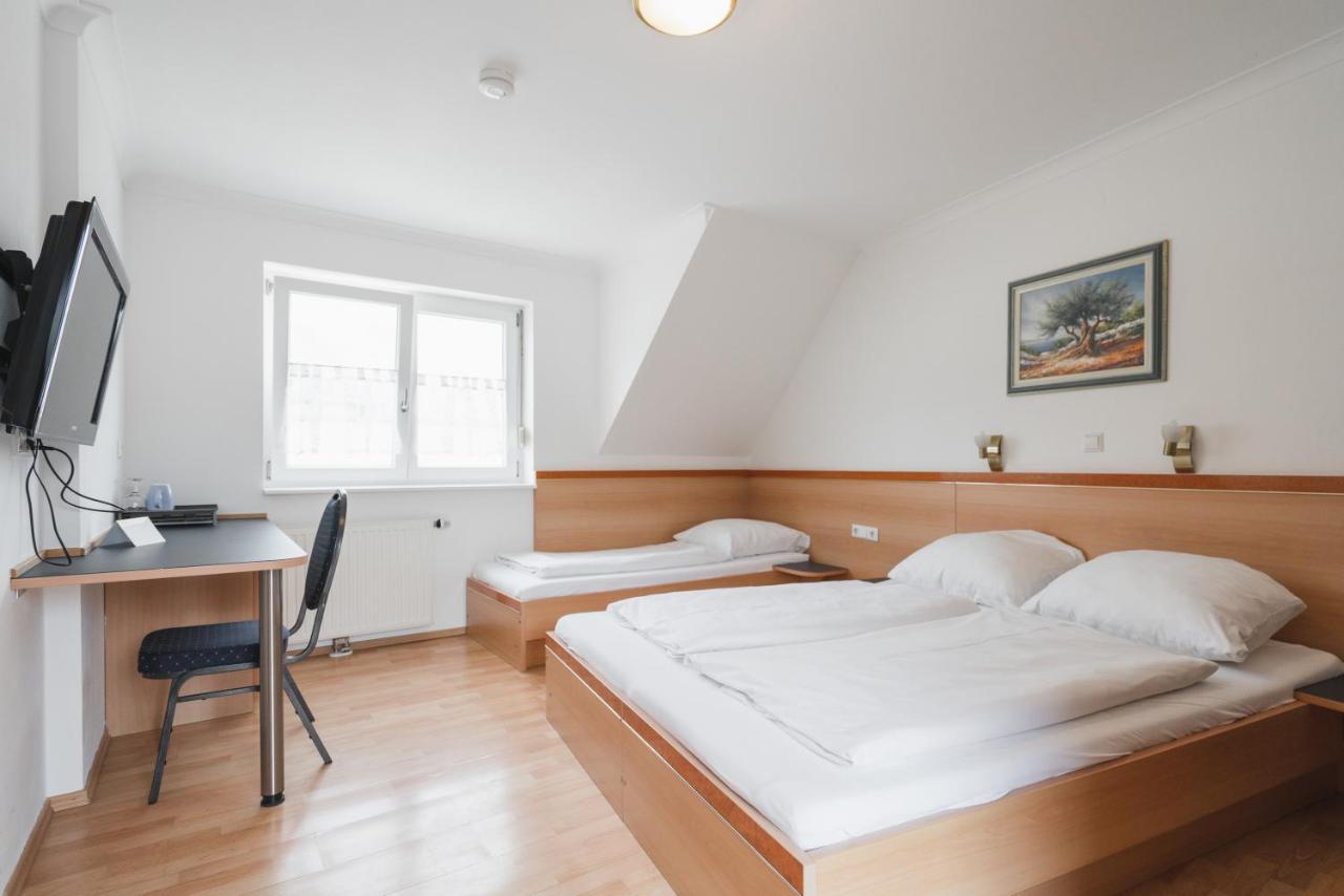 Park Hotel & Gaestehaus Rust Luaran gambar