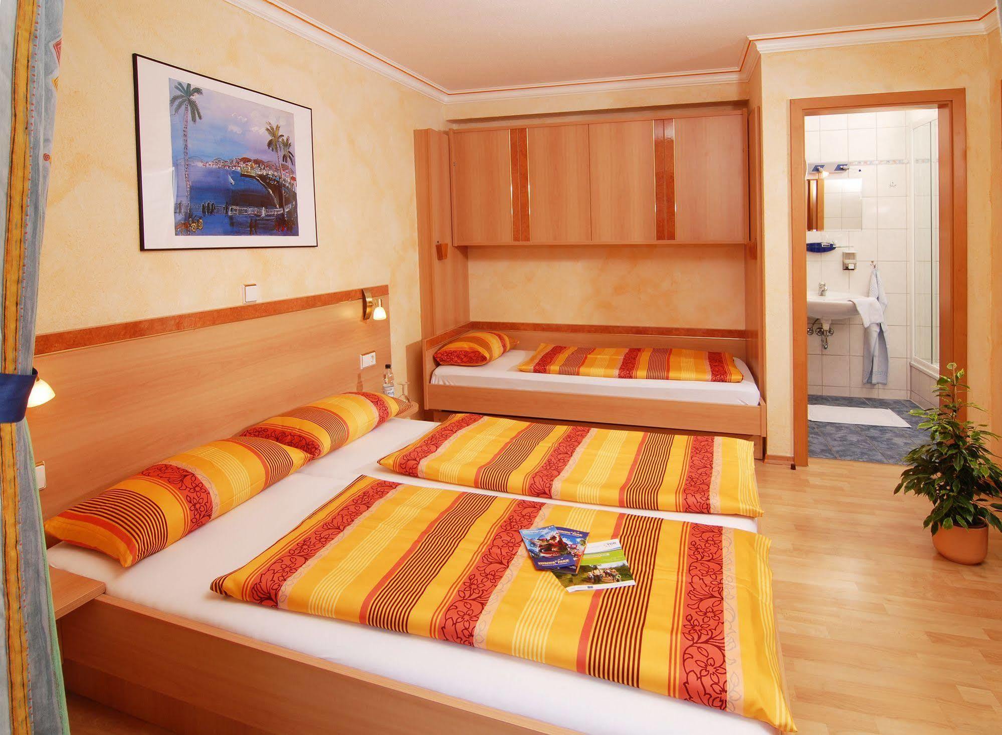 Park Hotel & Gaestehaus Rust Luaran gambar