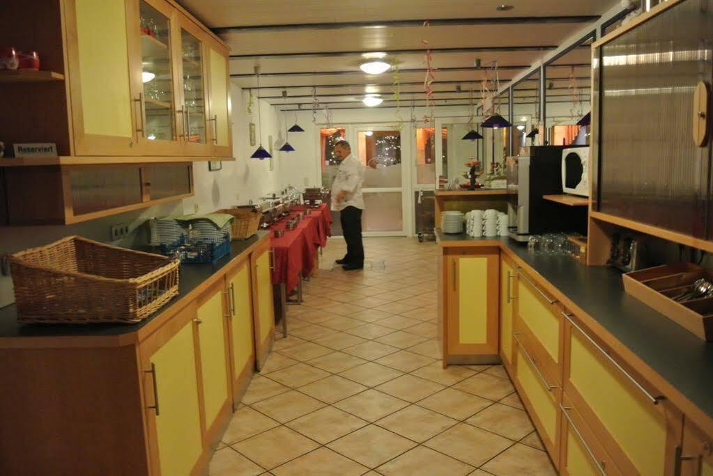 Park Hotel & Gaestehaus Rust Luaran gambar